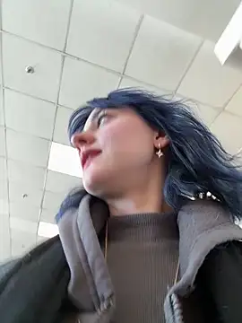 Only April online show from 04.11.26