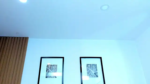 Snapshot of catalina_jolie chatting on 12.19.25 catalina jolie online show from 12.19.25