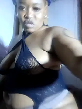 BigAssjuicy26 online show from 10.29.25