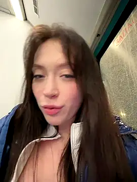 EstaVista online show from 12.04.25