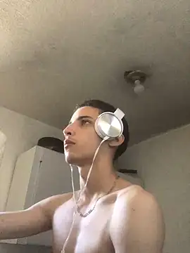 Lobito 00 online show from 10.02.25