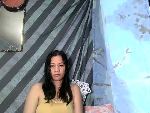 Snapshot of AgnesCutie chatting on 10.09.25 AgnesCutie online show from 10.09.25