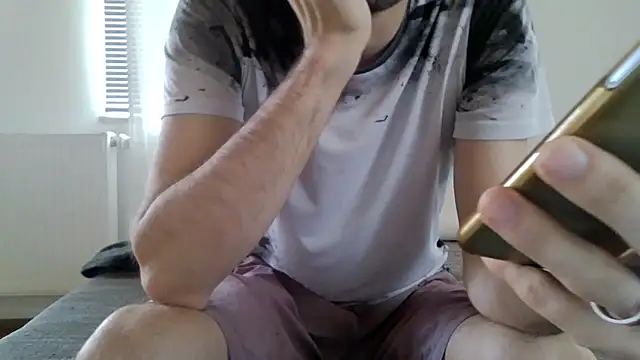 Snapshot of XLBarehengst chatting on 09.14.25 XLBarehengst online show from 09.14.25