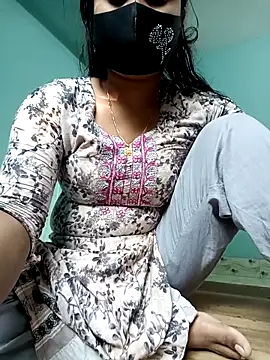 Rina-2 online show from 11.18.25