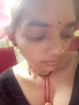 Snapshot of Hitsda chatting on 10.04.25 Hitsda online show from 10.04.25