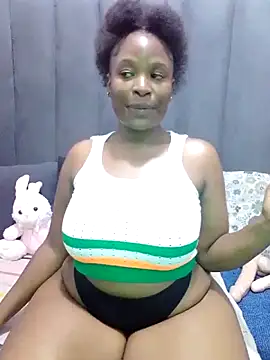 MrsMxx25 online show from 10.21.25