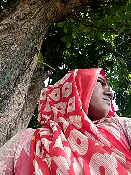 Snapshot of Sapna_hotA chatting on 09.24.25 Sapna hotA online show from 09.24.25