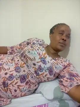 Ebonyboobsmilk online show from 10.06.25