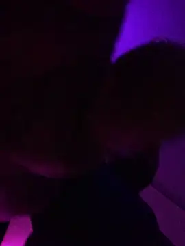 Snapshot of shakeweight chatting on 09.21.25 shakeweight online show from 09.21.25