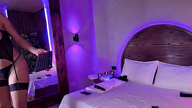 Snapshot of renata_black_ chatting on 10.16.25 renata black online show from 10.16.25