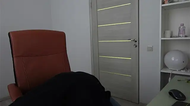 Snapshot of Richard_Dullas chatting on 11.24.25 Richard Dullas online show from 11.24.25