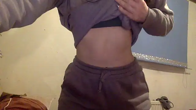 Snapshot of Bellababexox chatting on 10.22.25 Bellababexox online show from 10.22.25