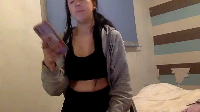 Snapshot of Bellababexox chatting on 10.25.25 Bellababexox online show from 10.25.25