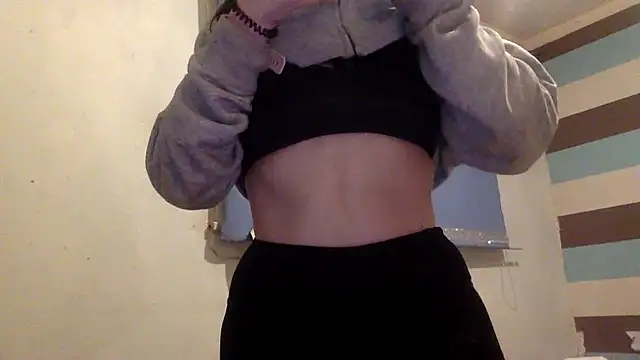 Snapshot of Bellababexox chatting on 11.05.25 Bellababexox online show from 11.05.25