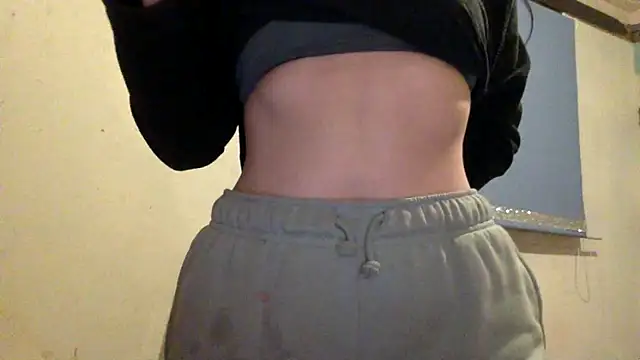 Snapshot of Bellababexox chatting on 11.18.25 Bellababexox online show from 11.18.25