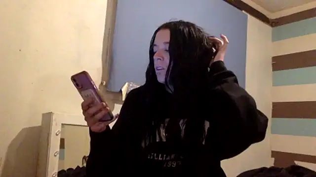 Snapshot of Bellababexox chatting on 11.27.25 Bellababexox online show from 11.27.25