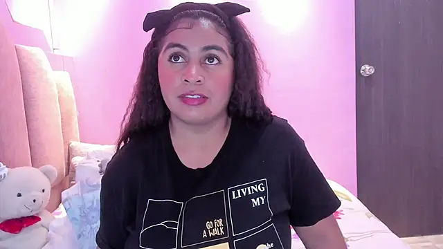 AndreaSweet2 online show from 11.14.25