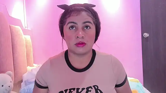 AndreaSweet2 online show from 11.17.25