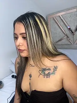 ashley-swift- online show from 10.21.25