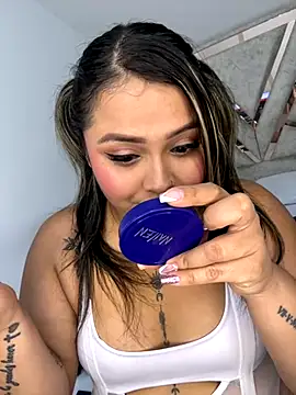 ashley-swift- online show from 11.11.25