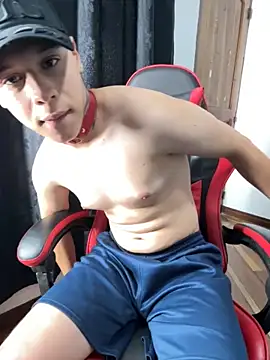 Snapshot of jordan_422 chatting on 10.02.25 jordan 422 online show from 10.02.25