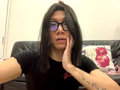 AnnaCR666 online show from 11.14.25