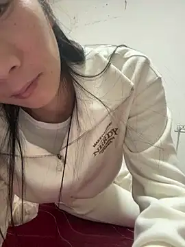 Snapshot of crhong666 chatting on 11.07.25 crhong666 online show from 11.07.25