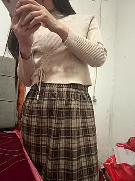 crhong666 online show from 04.06.26