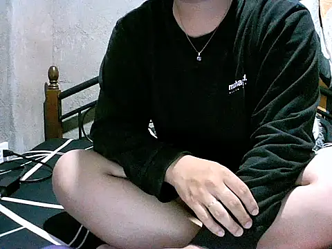Snapshot of alhex_gay26 chatting on 04.12.26 alhex gay26 online show from 04.12.26