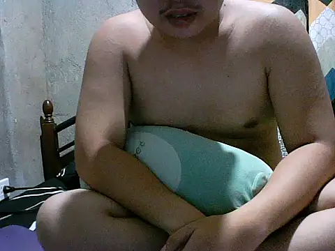 Snapshot of alhex_gay26 chatting on 04.26.26 alhex gay26 online show from 04.26.26