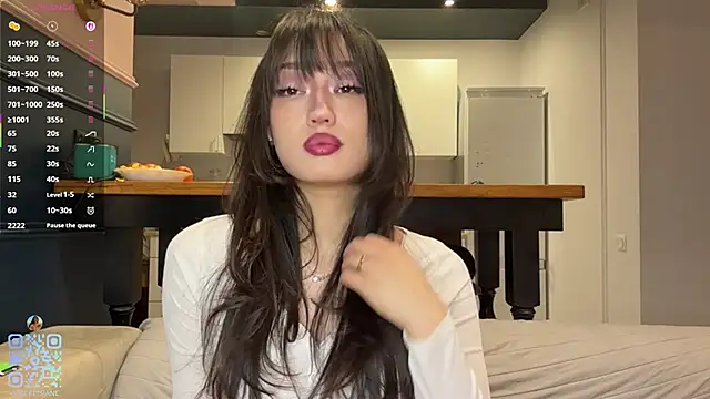 SweetSakuraJane online show from 04.04.26