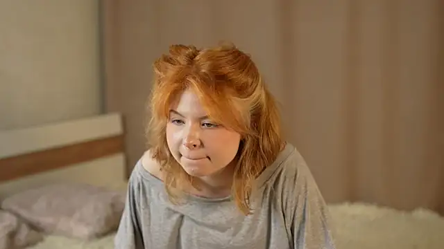 Stella Vanila online show from 09.14.25