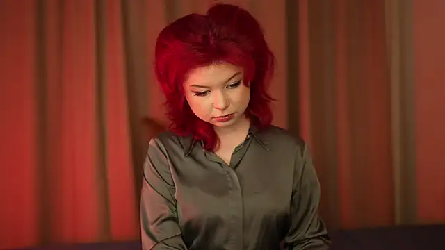 Stella Vanila online show from 11.06.25