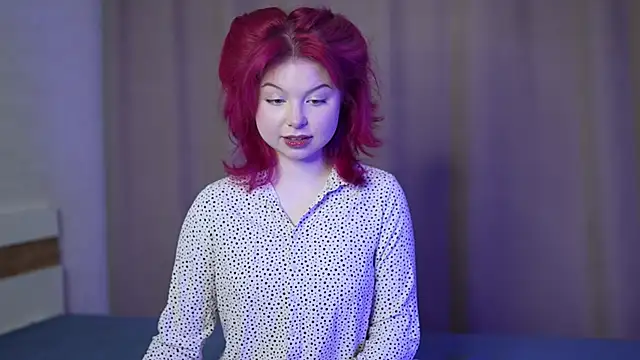 Stella Vanila online show from 11.11.25