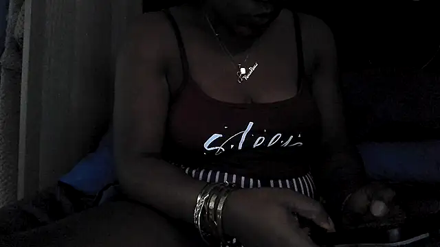 Curvy AfricanQuinn online show from 03.29.26