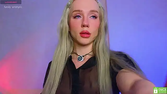 KittenFang online show from 03.28.26