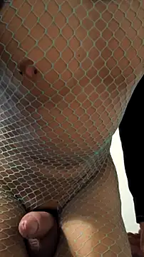 Snapshot of HandSom3Guy chatting on 11.06.25 HandSom3Guy online show from 11.06.25