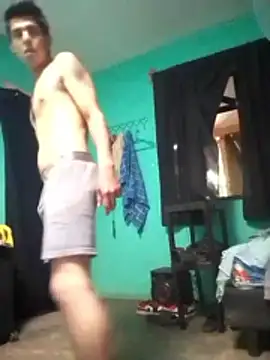 Snapshot of TragicAirplane168 chatting on 10.25.25 TragicAirplane168 online show from 10.25.25