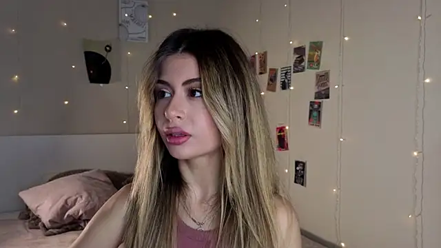 GeorginaHarn online show from 10.22.25