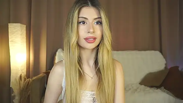Snapshot of GeorginaHarn chatting on 07.01.26 GeorginaHarn online show from 07.01.26