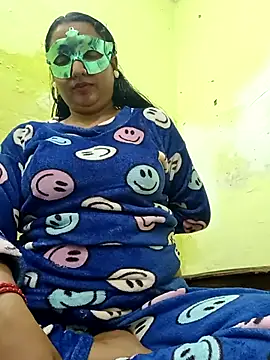 Snapshot of baurisilpi chatting on 12.05.25 baurisilpi online show from 12.05.25