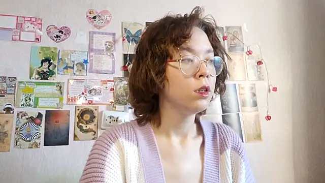 Snapshot of Ieadership chatting on 09.09.25 Ieadership online show from 09.09.25