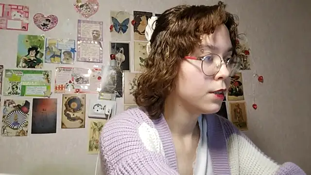 Snapshot of Ieadership chatting on 09.11.25 Ieadership online show from 09.11.25