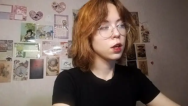 Snapshot of Ieadership chatting on 10.13.25 Ieadership online show from 10.13.25