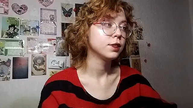 Snapshot of Ieadership chatting on 10.17.25 Ieadership online show from 10.17.25