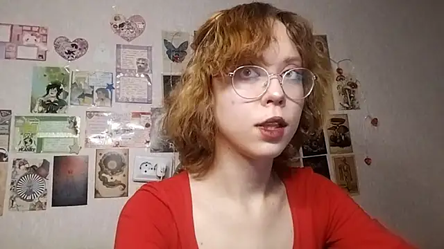 Snapshot of Ieadership chatting on 10.22.25 Ieadership online show from 10.22.25