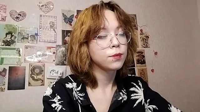 Snapshot of Ieadership chatting on 10.27.25 Ieadership online show from 10.27.25