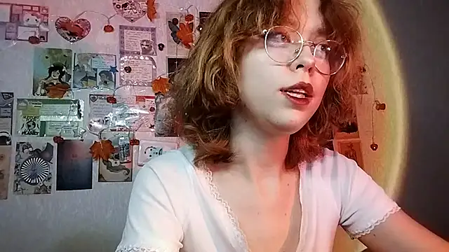 Snapshot of Ieadership chatting on 11.17.25 Ieadership online show from 11.17.25