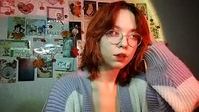 Snapshot of Ieadership chatting on 11.26.25 Ieadership online show from 11.26.25