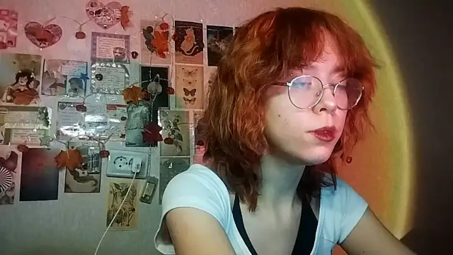 Snapshot of Ieadership chatting on 11.30.25 Ieadership online show from 11.30.25